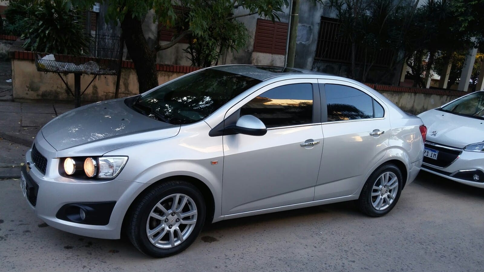 Chevrolet Sonic LTZ 2