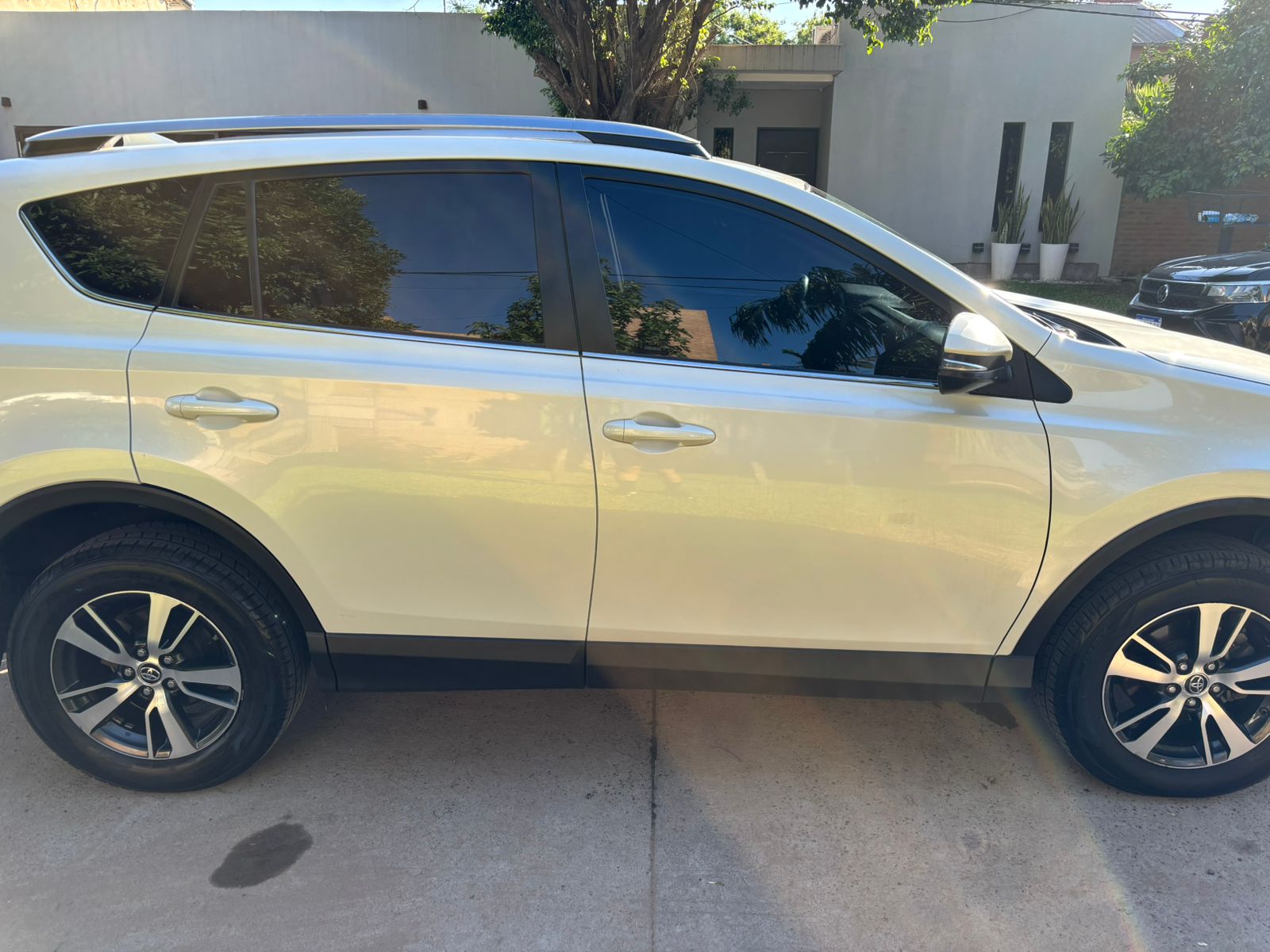 Toyota RAV4 VX  2