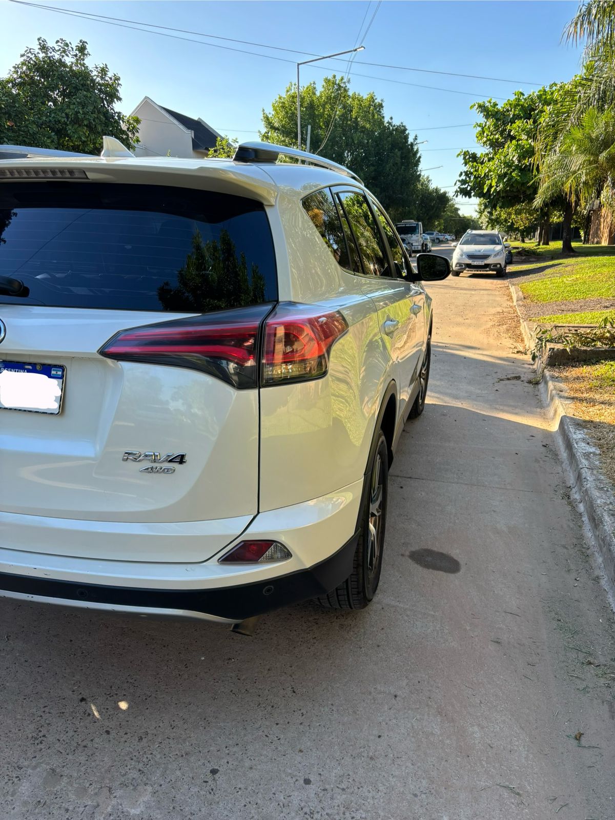 Toyota RAV4 VX  3